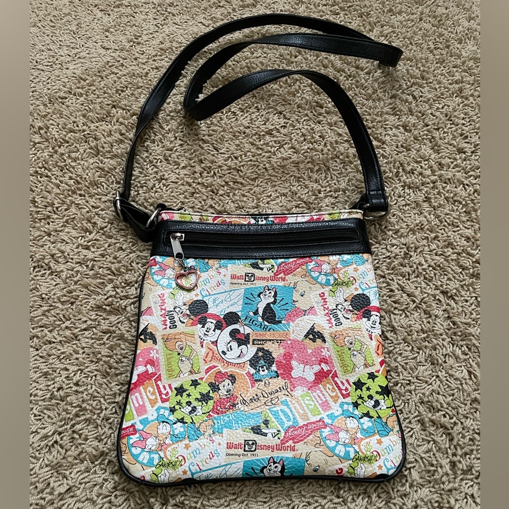 Disney Parks Mickey Retro Crossbody Bag Disneyland World China Exclusive